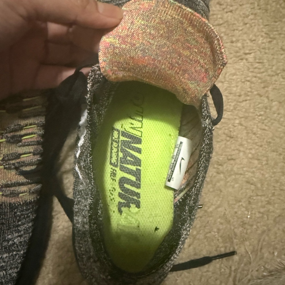Nike Black and Multicolor Knit Running Shoes - Picture 7 of 8